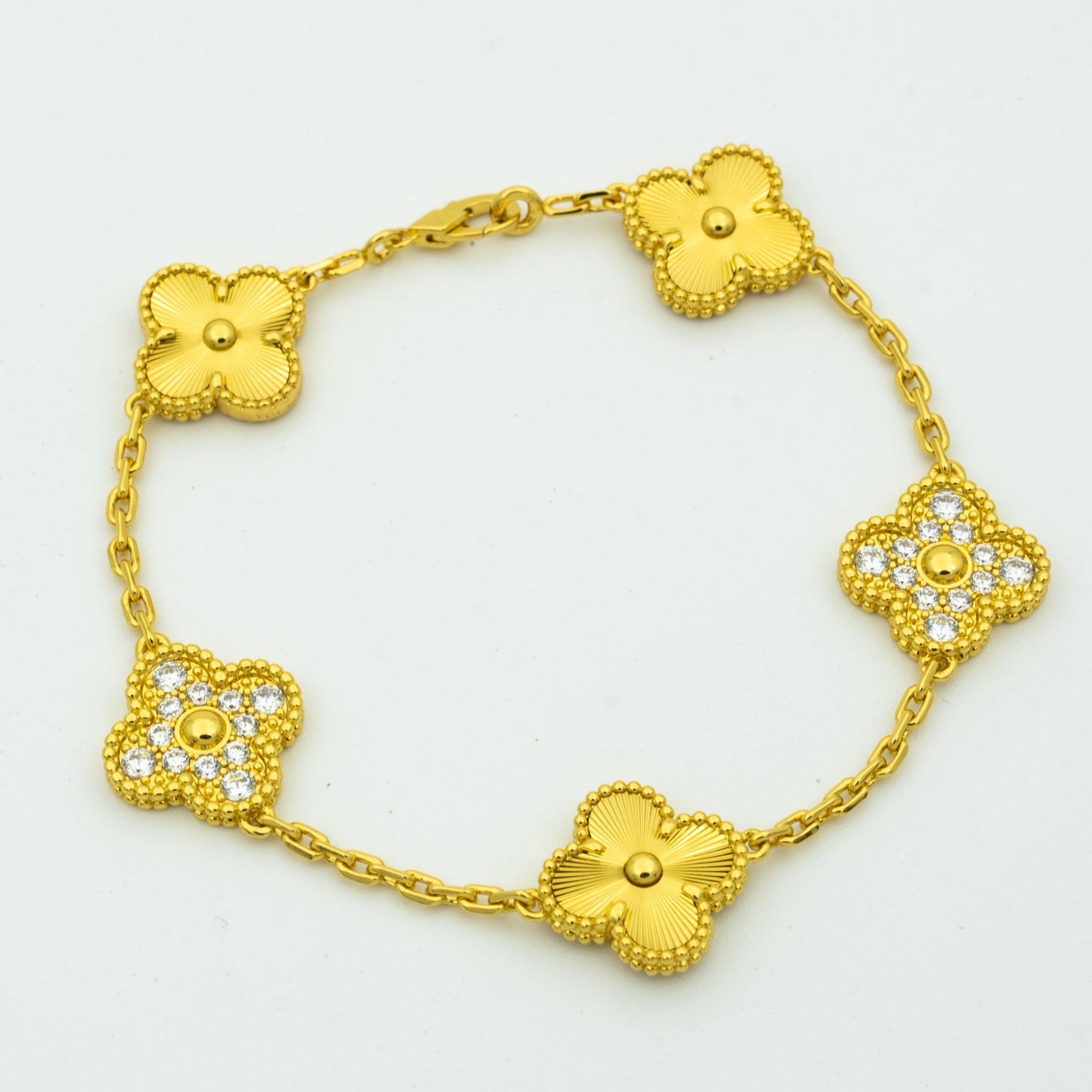 CLOVER 5 MOTIF LASER BRACELET COLLECTION