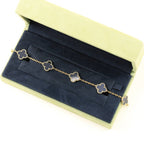 CLOVER 5 MOTIF ONYXS BRACELET COLLECTION
