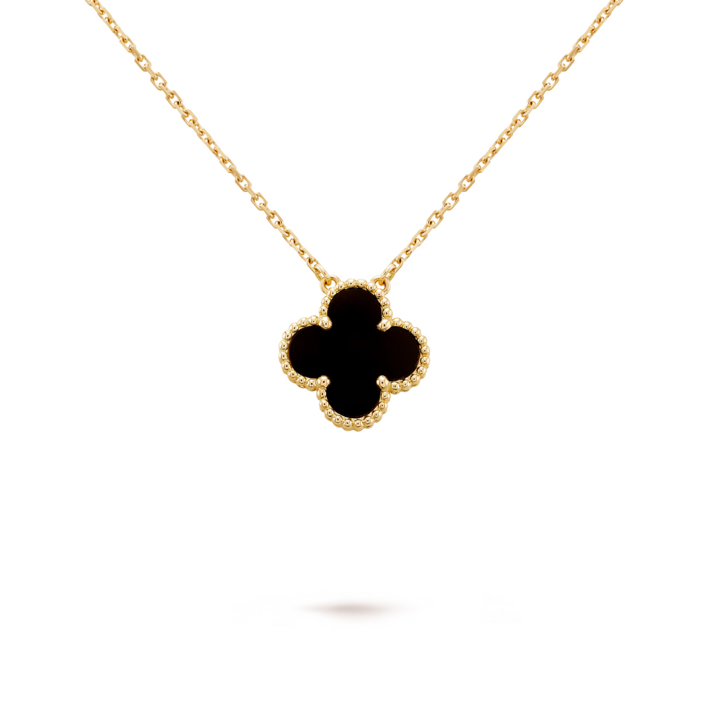 CLOVER Black Pendant Necklace