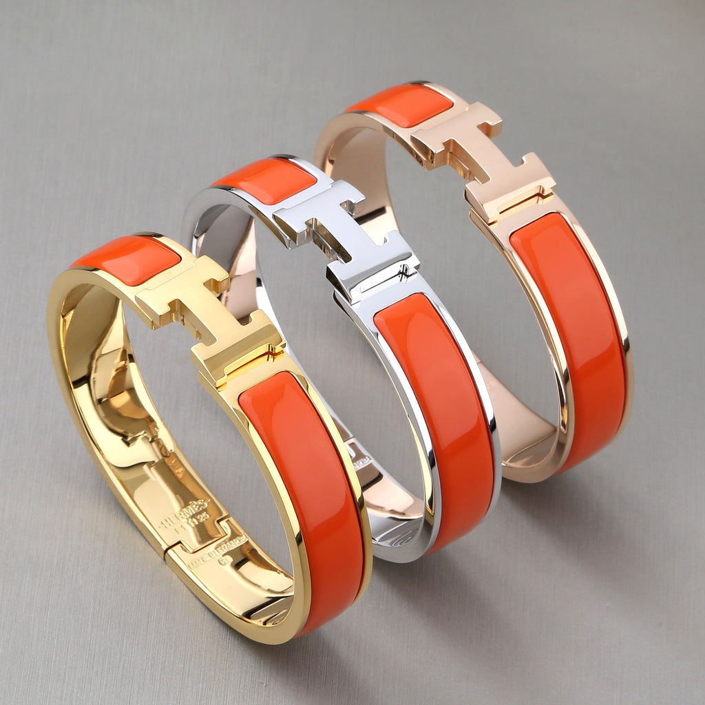 H ORANGE BRACELET VIP