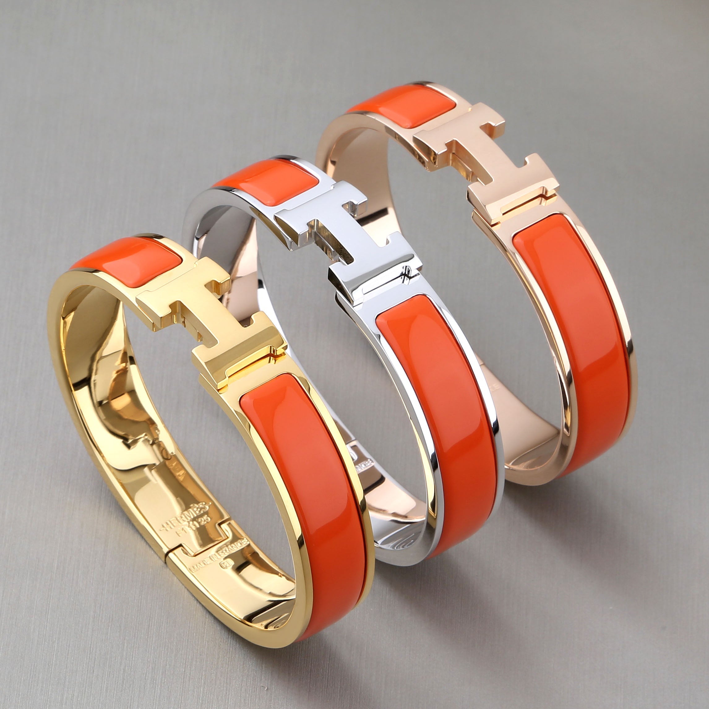 H ORANGE BRACELET VIP
