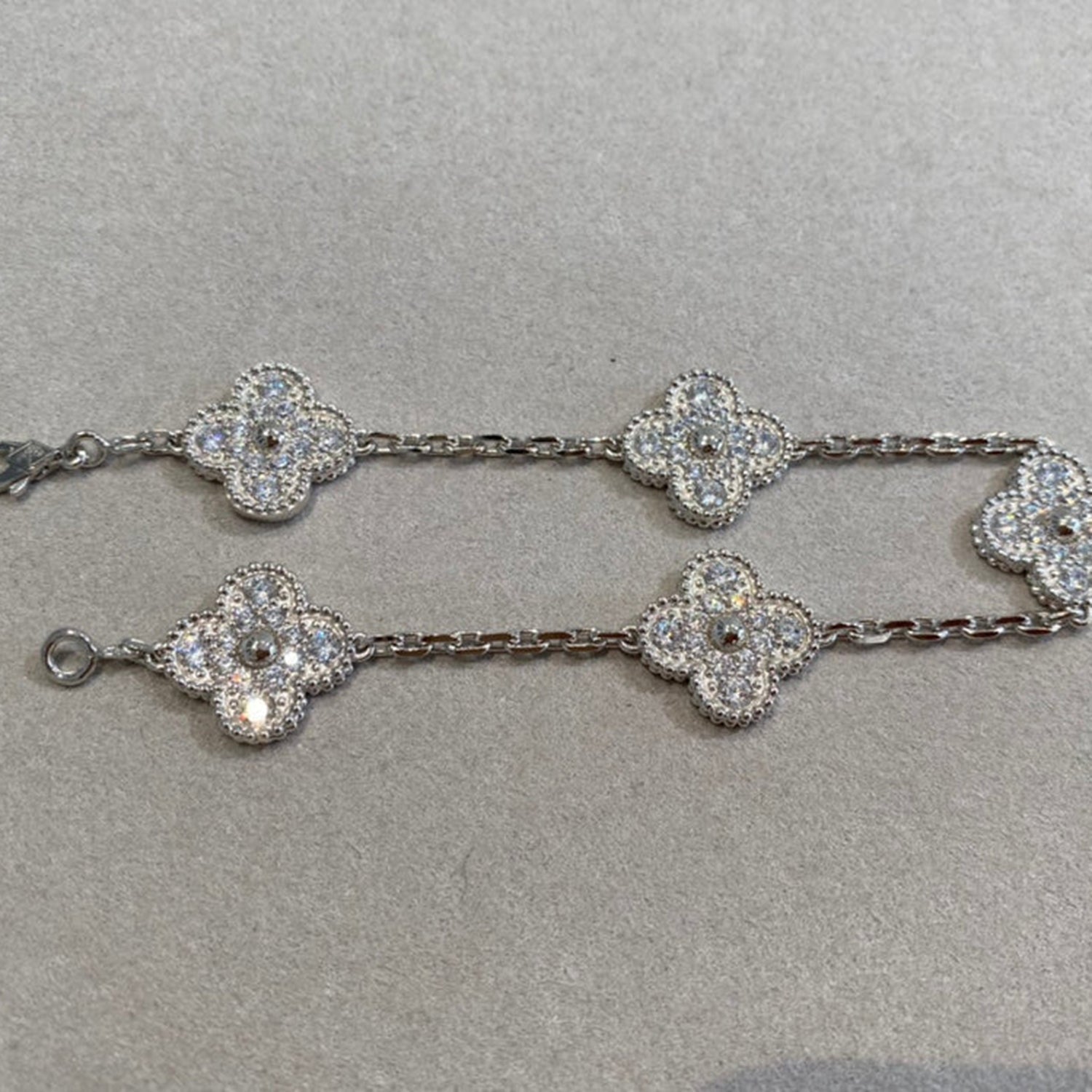 CLOVER 5 MOTIF FULL DIAMOND BRACELET COLLECTION