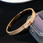 KELLY BRACELET DIAMOND PAVED VIP