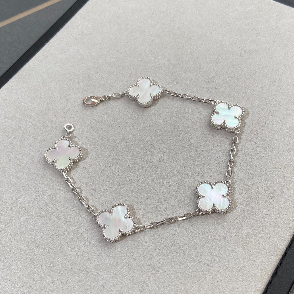 CLOVER WHITE PEARL MOP 5 MOTIF BRACELET COLLECTION