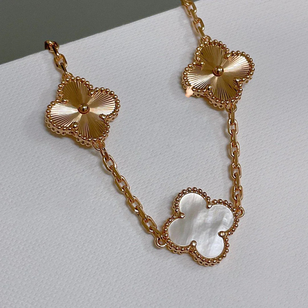 CLOVER WHITE PEARL MOP 5 MOTIF BRACELET COLLECTION