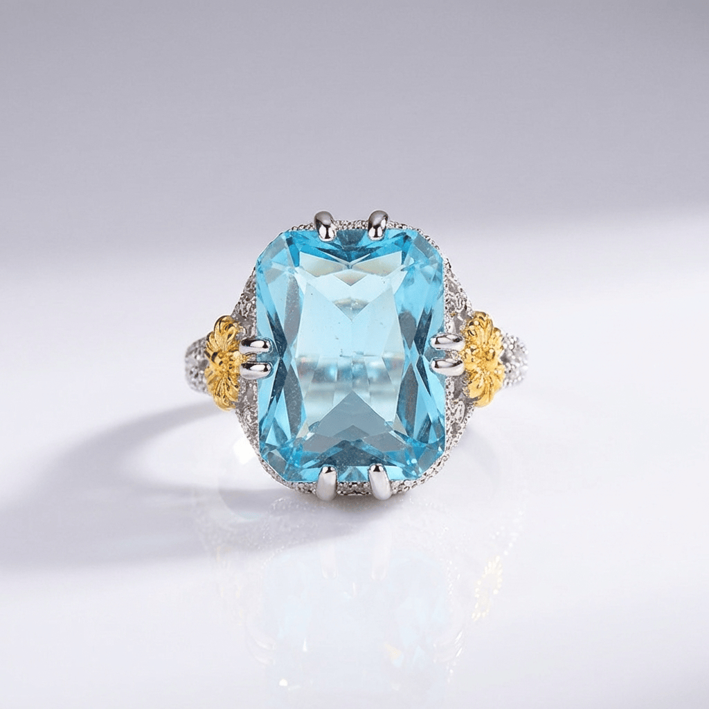 GOLD AQUAMARINE VINTAGE RING