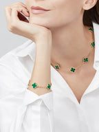 CLOVER Green Bracelet – Elegant Emerald-Hued Accessory