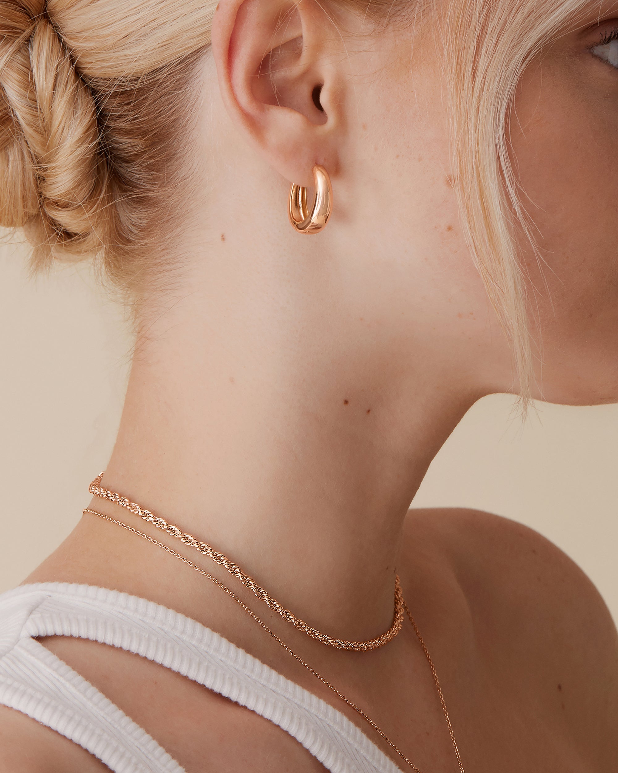 Alex Hoops