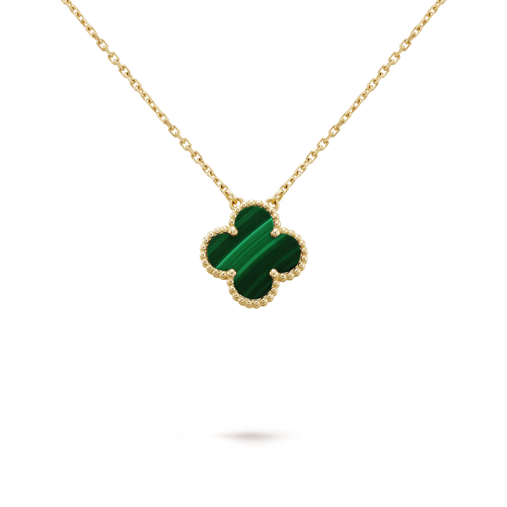 CLOVER | Emerald Green Necklace – Elegant, Timeless Jewelry
