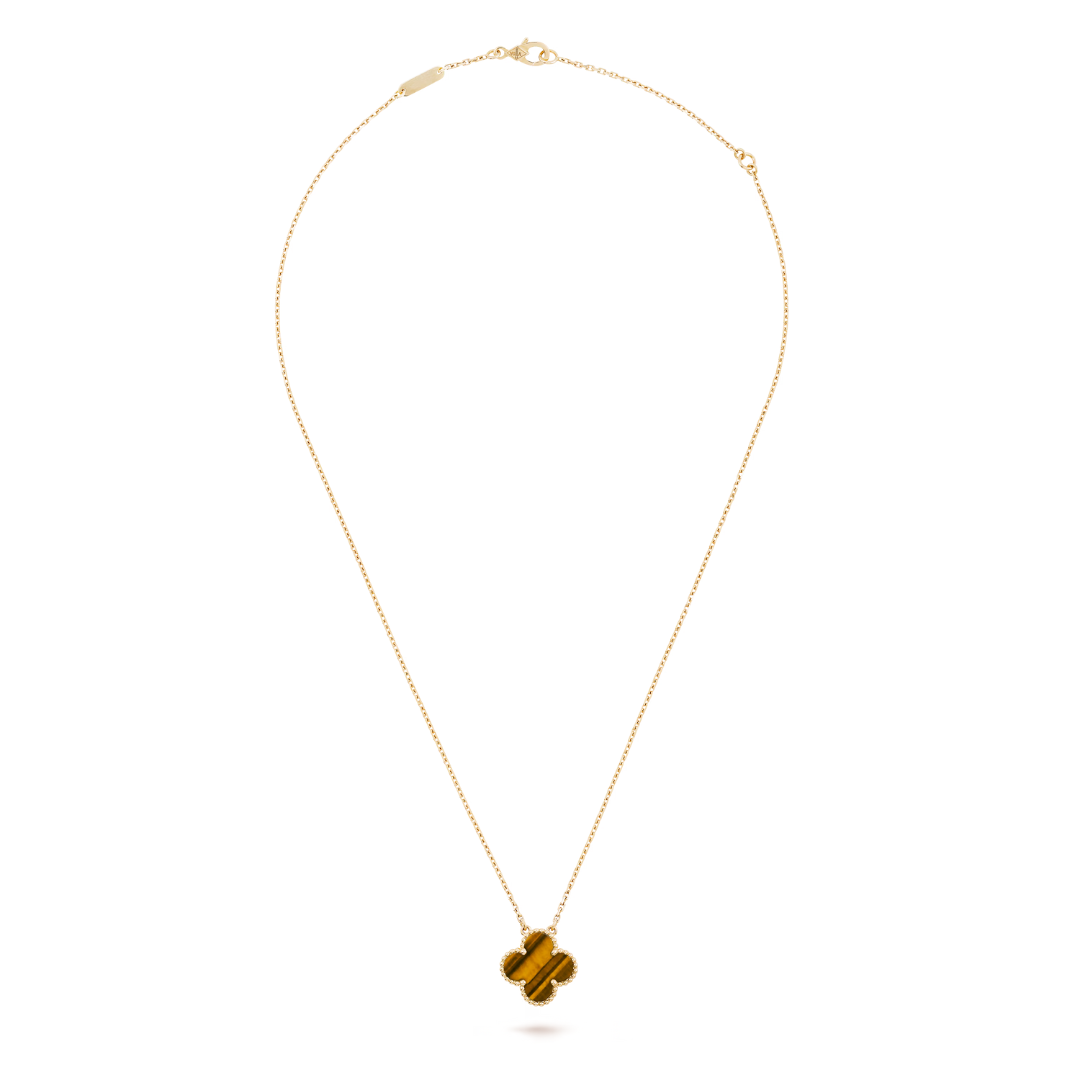 CLOVER Tiger Necklace – Bold, Nature-Inspired Pendant for Everyday Wear