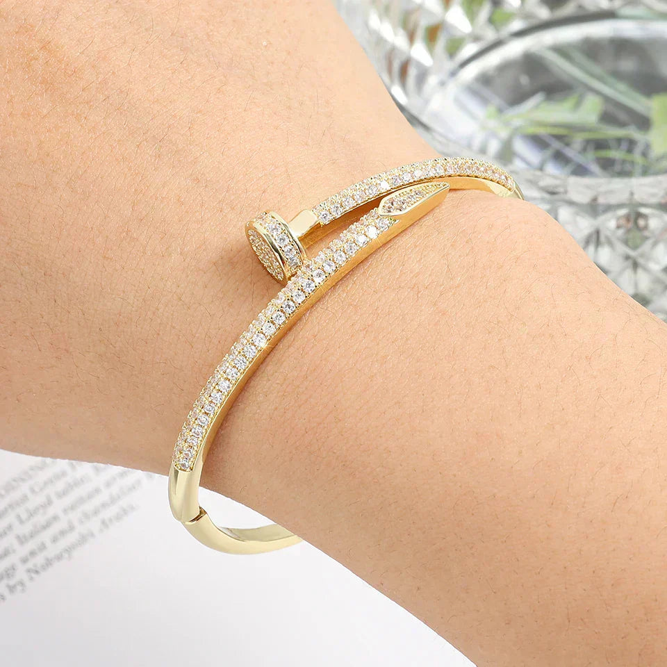 SPIKE | Exquisite Full Diamond Bracelet
