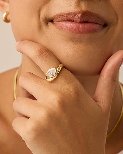Pear Cubic Zirconia Wavy Ring