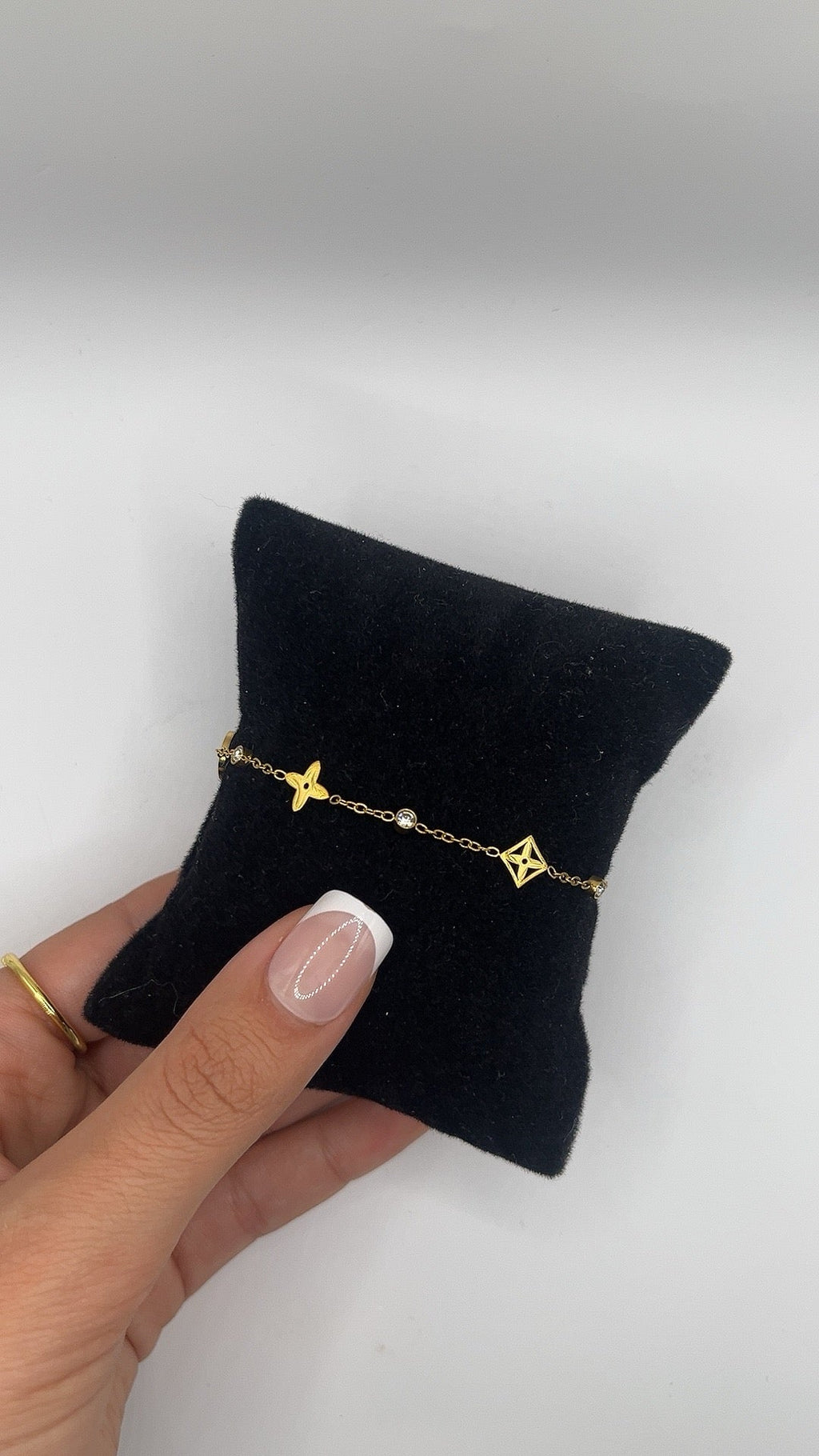 Riham Bracelet – Exclusive