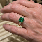 Vintage-Inspired Green Gemstone Gold Ring