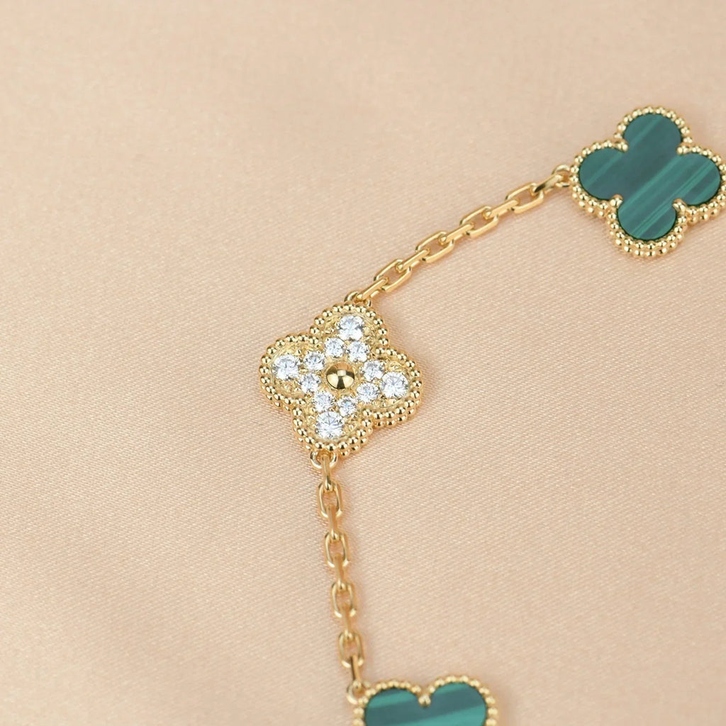 CLOVER 5 MOTIF MALACHITE BRACELET COLLECTION VIP