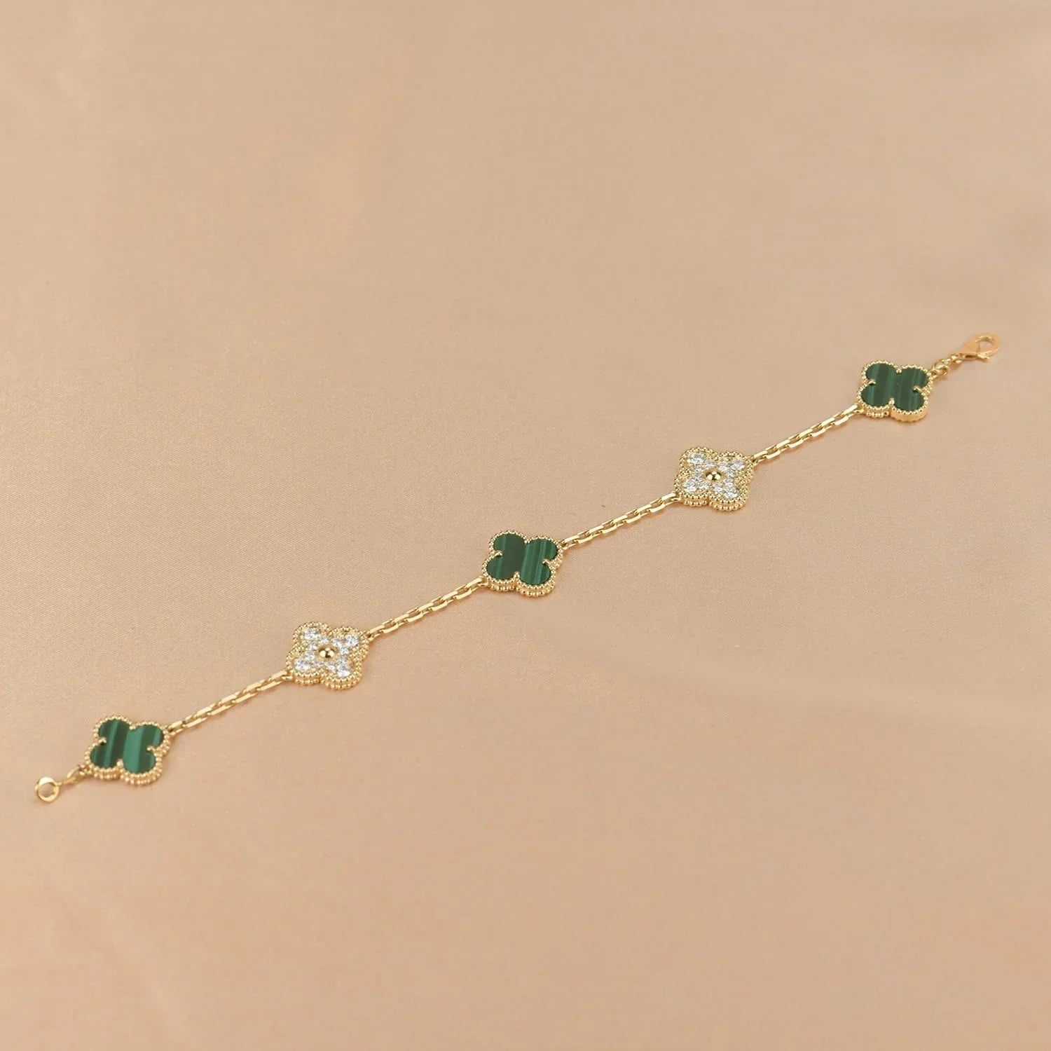 CLOVER 5 MOTIF MALACHITE BRACELET COLLECTION VIP