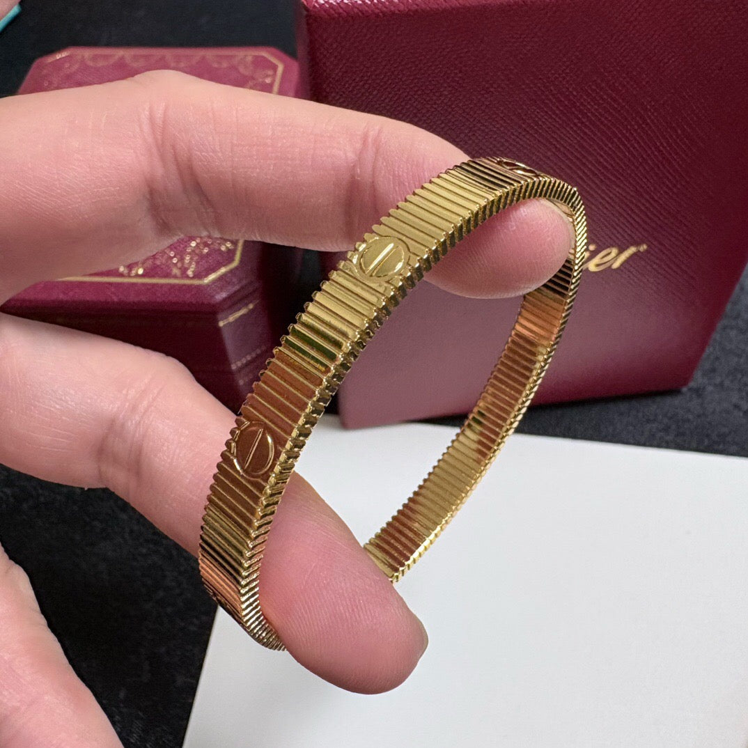 LOVE UNLIMITED BRACELET