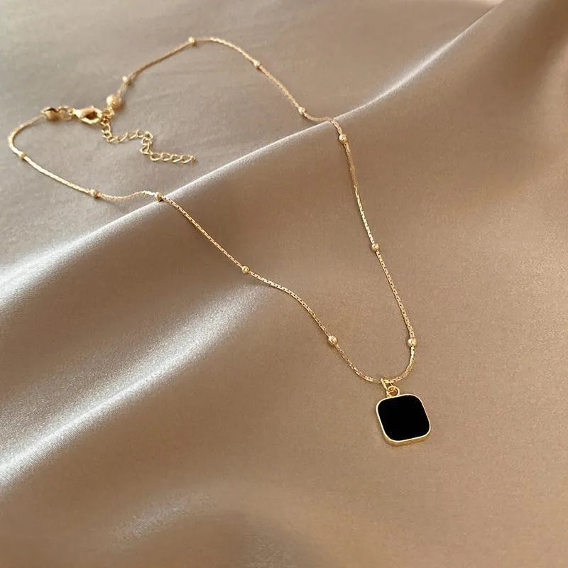Exclusive Pendant Necklace – Timeless Elegance
