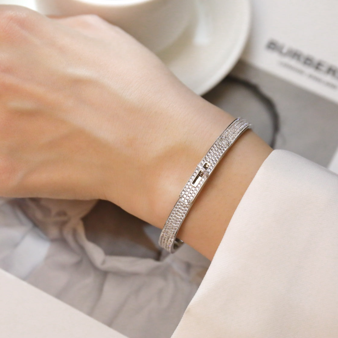 KELLY BRACELET DIAMOND PAVED VIP