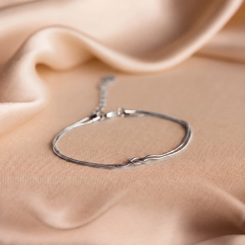 Forever Knot Bracelet – Meaningful Gift for Couples, Best Friends & Family 1+1 FREE