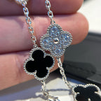 CLOVER 5 MOTIF ONYXS BRACELET COLLECTION