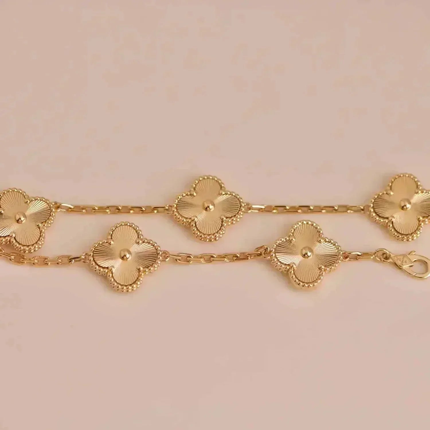 CLOVER 5 MOTIF LASER BRACELET COLLECTION