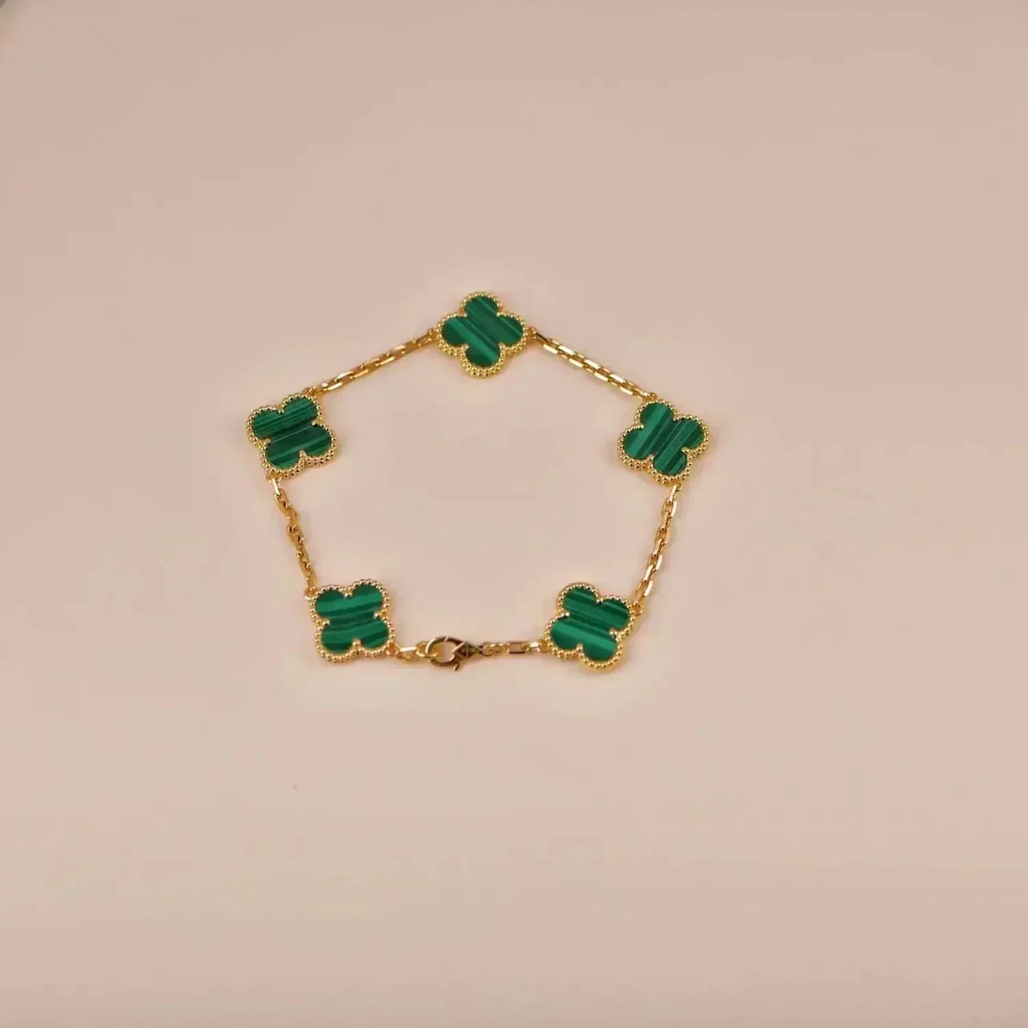 CLOVER 5 MOTIF MALACHITE BRACELET COLLECTION VIP